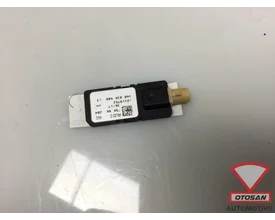 vw-touareg-audi-q7-q8-2018-wlan-antenne-versterker-4n0035500