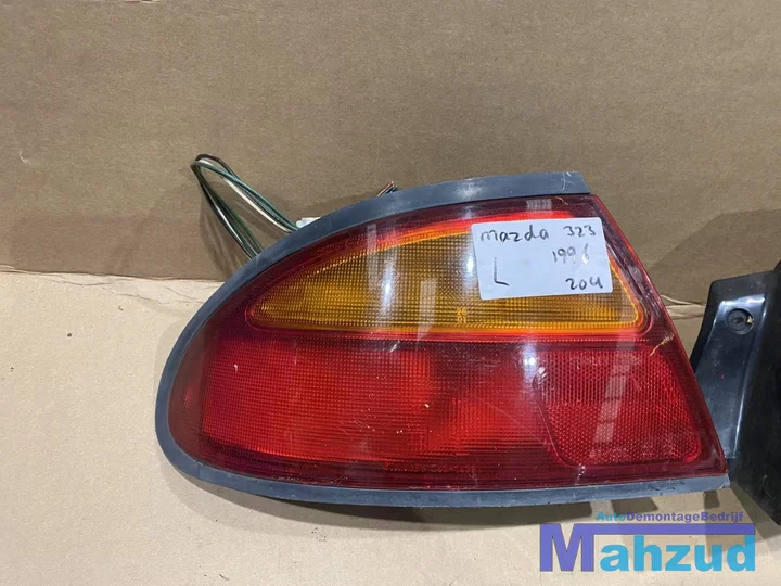 mazda-323-f-5-achterlicht-rechts-links-1994-1998 — foto 2
