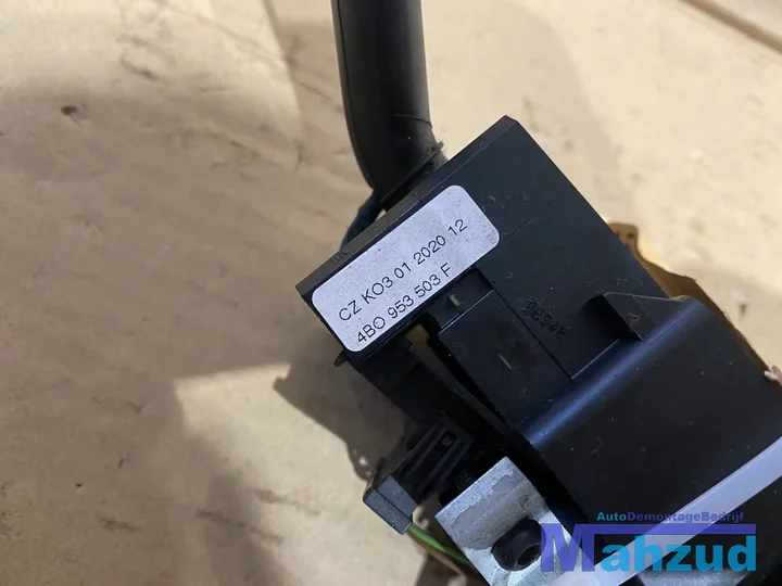seat-leon-combi-cruise-controle-knipperlicht-ruitenwisser-schakelaar — foto 4