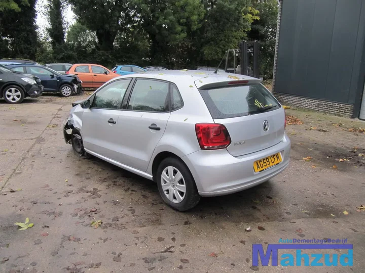 2009-volkswagen-polo-6r-12-demontage-sloop-226 — foto 4