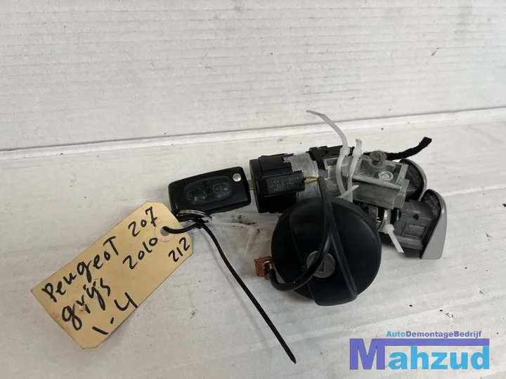 peugeot-207-contactslot-set-met-sleutel-20062015