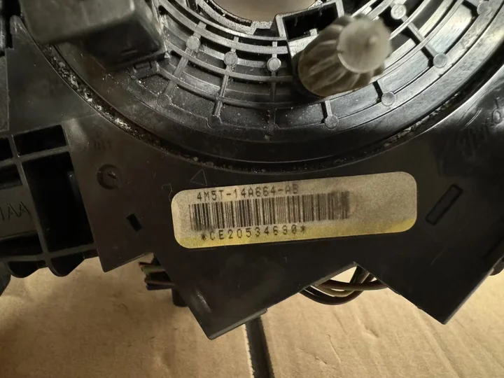 ford-cmax-combischakelaar-dm2-4m5t14a664ab — foto 3
