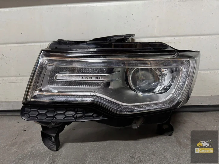 68111034ae-jeep-grand-cherokee-wk2-bi-xenonlamp-links-rechts-torsie — foto 4