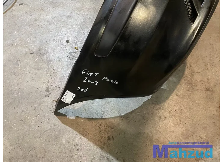 fiat-punto-188-zwart-voorbumper