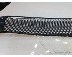 amg-bumpergrille-mercedes-w203-c-klasse-zwart-origineel-gebruikt-gaas-a2038851353 — foto 12