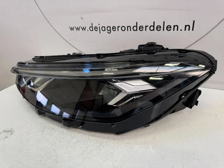 vw-passat-b9-vol-led-koplamp-links-3j1941005 — foto 3
