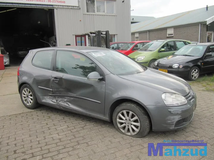 2007-volkswagen-golf-5-16-fsi-demontage-sloop-119 — foto 7