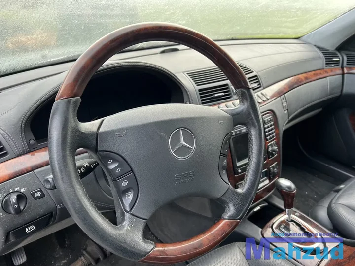 2000-mercedes-s-klasse-w220-s-55-amg-113986-zilver-744-onderdelen — foto 33