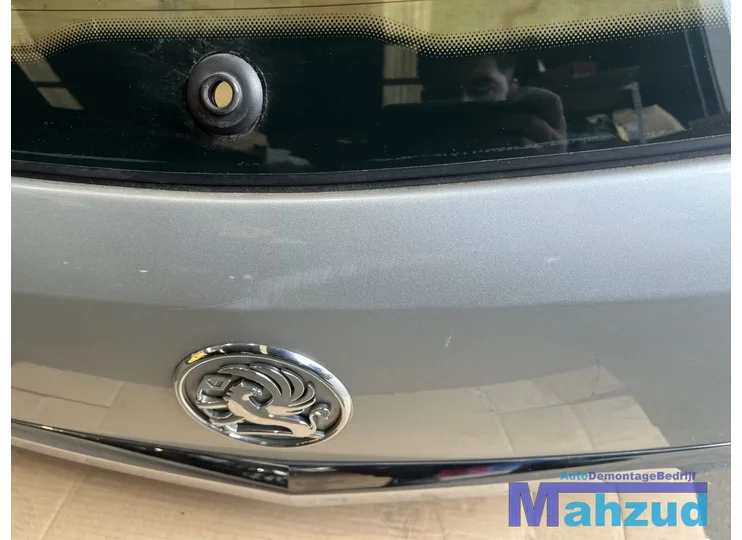 opel-astra-h-hatchback-zilver-z2au-achterklep-20032011