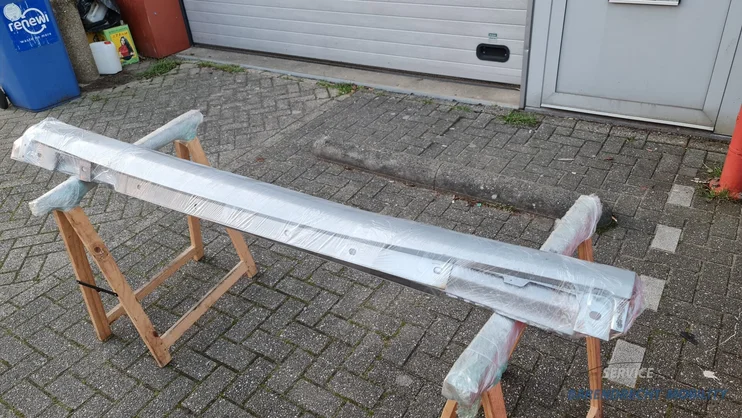 amg-zijskirts-mercedes-clk-w209-sideskirts-a2096980125-a2096980225 — foto 26
