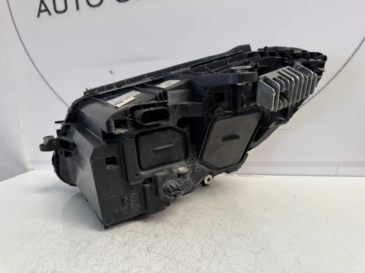 mb-c-klasse-w205-high-performance-led-koplampen-set — foto 7
