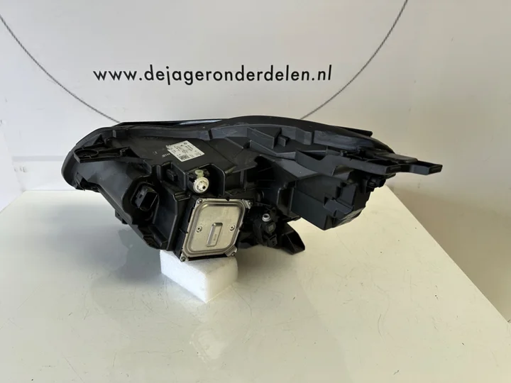 renault-captur-ii-koplamp-led-pure-vision-260104525r-rechts — foto 3
