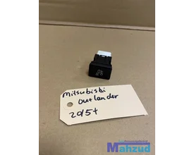 mitsubishi-outlander-alarm-schakelaar-8616a074