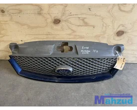 ford-mondeo-3-sedan-blauw-e2-grille-2000-2007