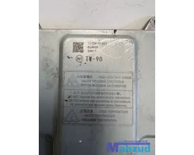 mitsubishi-outlander-phev-dc-converter-3712901001-2015 — foto 2