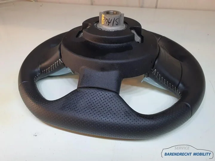 stuurwiel-renault-twingo-iii-3-leer-leder-zwart-blauw-geperforeerd-afgevlakt-484001757r-2014-2020 — foto 10