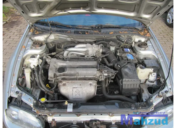 mazda-323-15i-15-versnellingsbak-5-bak-handbak