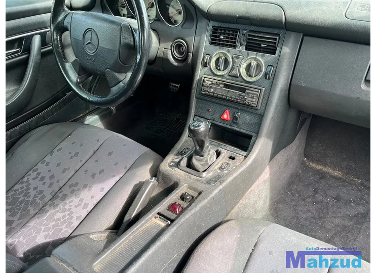 SLK R170 interieur delen stoel deurpaneel dashboard kast 