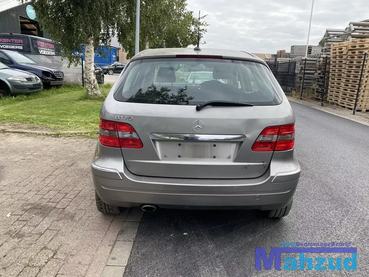 2006-mercedes-b-klasse-w245-b170-17-onderdelen-demontage — foto 5