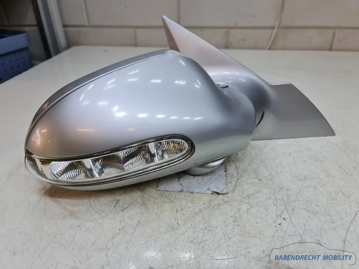 buitenspiegel-mercedes-w209-clk-klasse-11pins-rechts-passagierskant-grijs-zilver-origineel-gebruikt-2002-2008 — foto 8