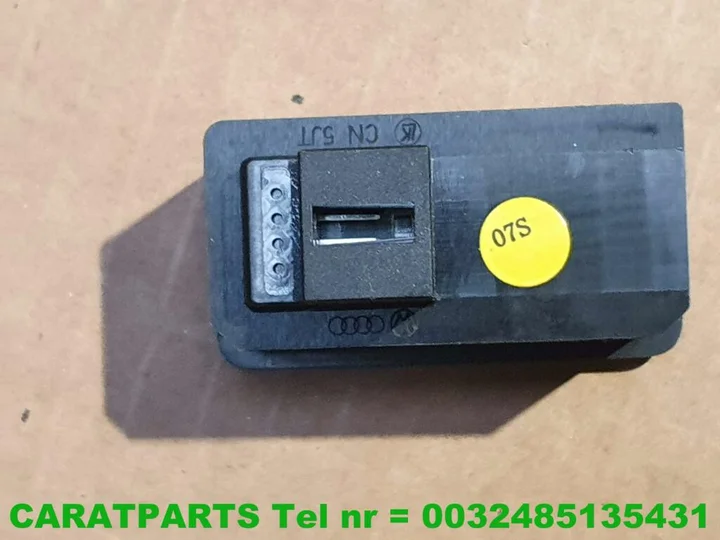 4g0959831b-q3-a6-a7-schakelaar-achterklep-a8-rsq3-rs6-rs7-s6 — foto 3