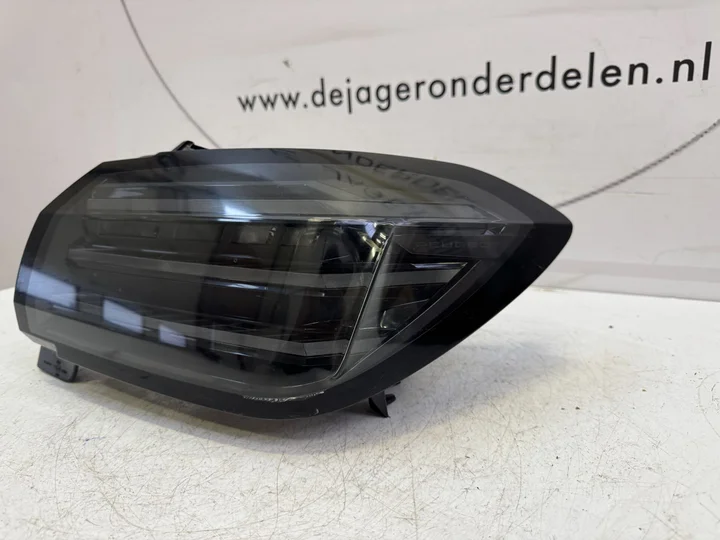 peugeot-208-2-gt-facelift-achterlicht-rechts-9851064480 — foto 2