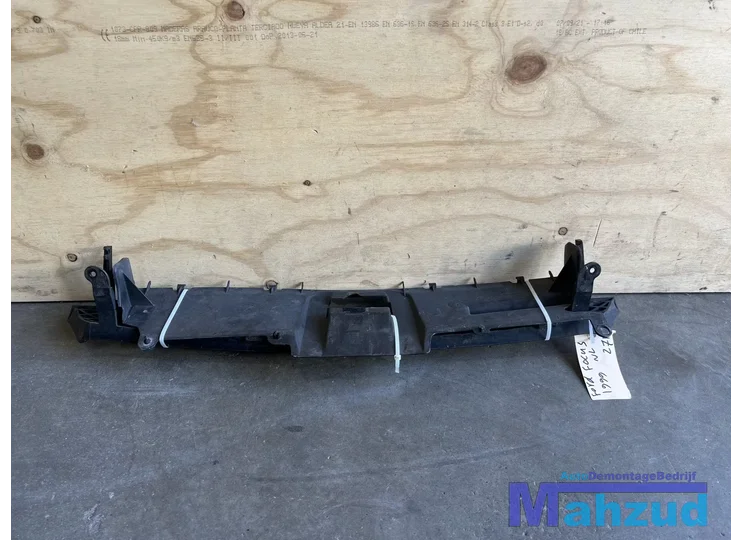 ford-focus-1-grille-19982005