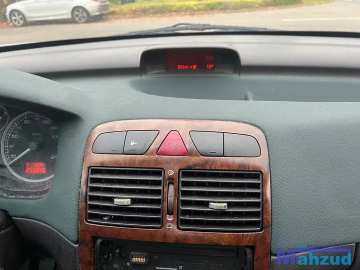 peugeot-307-dashboard-delen-onderdelen-kast-rooster-pook — foto 2
