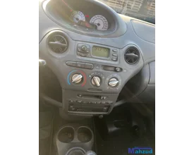 toyota-yaris-p1-dashboard-kast-delen-onderdelen — foto 4