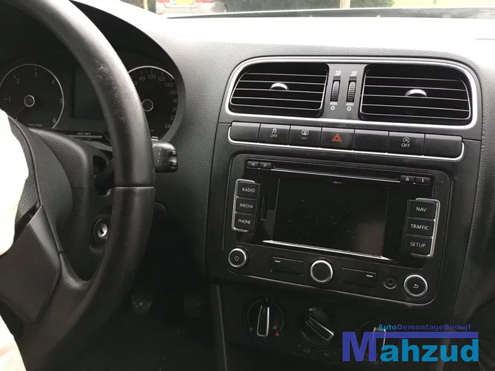 2011-vw-polo-6r-12-tdi-cfw-cfwa-la7w-onderdelen-demontage — foto 22
