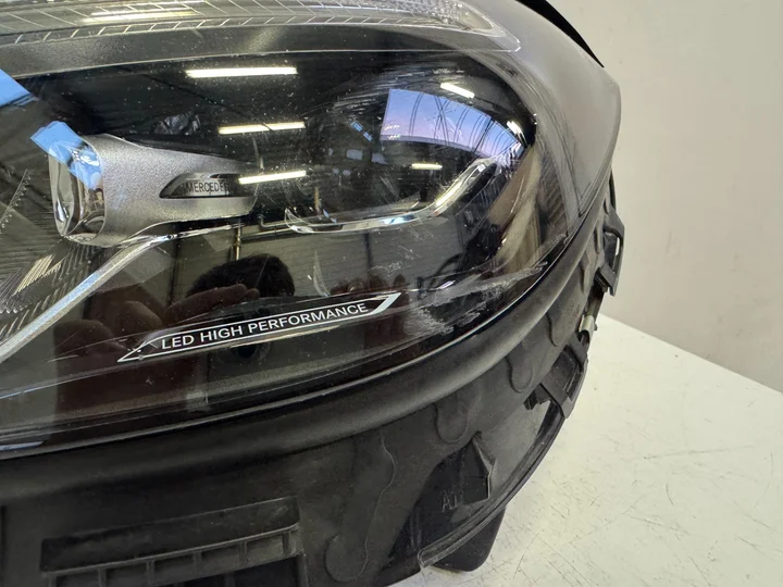 mercedes-w206-high-performance-koplamp-links-a2069067103 — foto 3