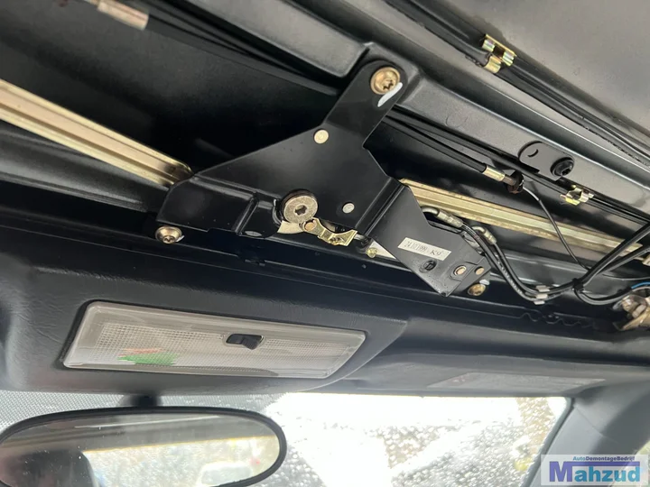 slk-r170-dashboard-delen-beige-kap-afdekkap-handschoenenkast — foto 14