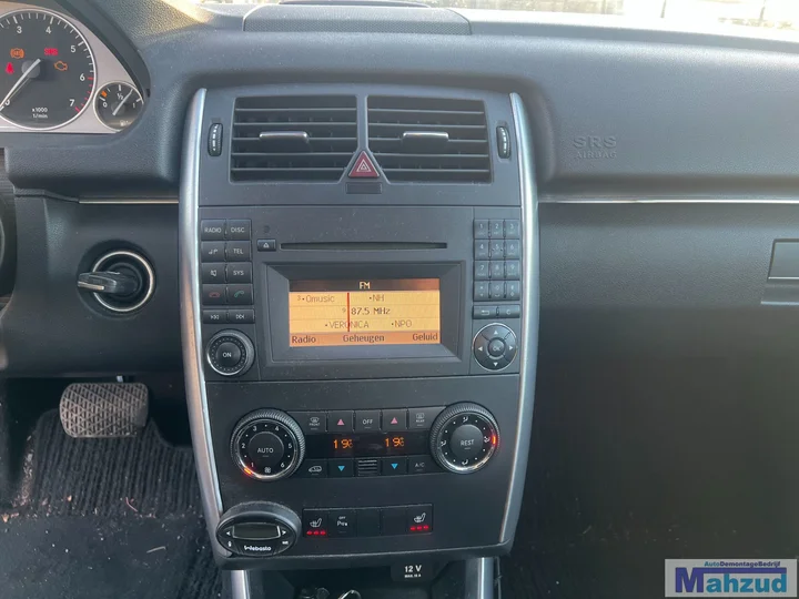 2010-mercedes-b-klasse-w245-b180-zwart-191-266940-demontage-sloop — foto 18