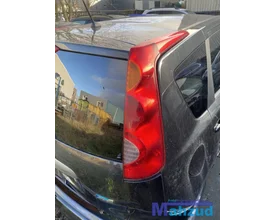 nissan-note-rechts-achterlicht-reflector-20052012