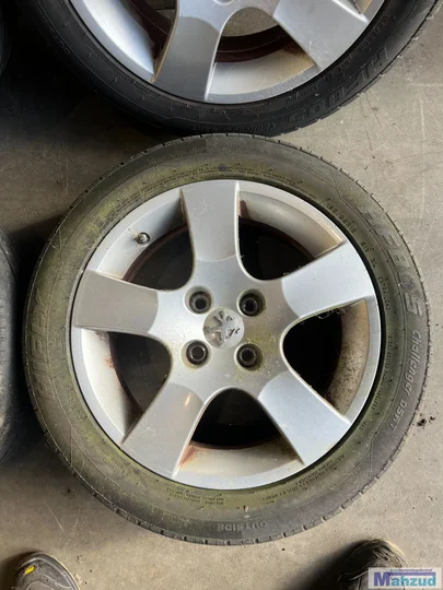 peugeot-207-sw-velgen-4x108-651-16-inch — foto 2
