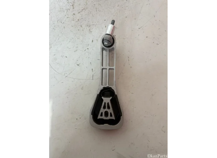 0_682d911d6710a7a8d882002c.jpeg