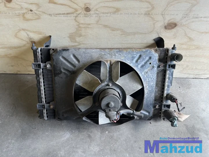 1998-vv-polo-3-6v2-6n-14-koelvin-radiateur-19941999 — foto 5