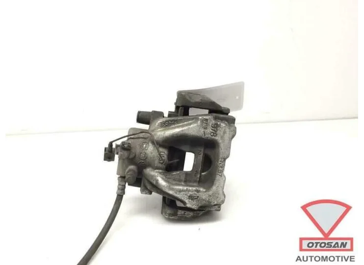 alfa romeo giulietta 2018 remklauw links voor 51956280