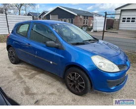 2006-renault-clio-3-12-blauw-tei45-d4f-demontage-onderdelen — foto 8