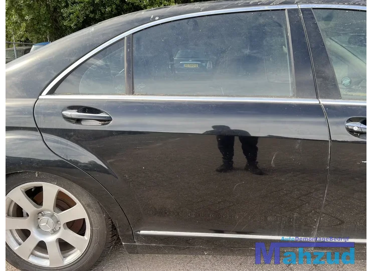 MERCEDES S KLASSE W221 ZWART C197 Rechts achter deur 2005-2012