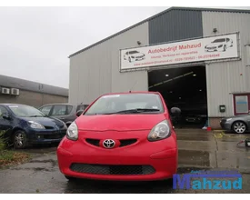 toyota-aygo-citroen-c1-107-3-deurs-interieur-zwart