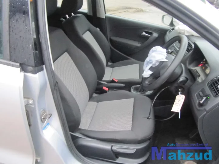 2009-volkswagen-polo-6r-12-demontage-sloop-226 — foto 9
