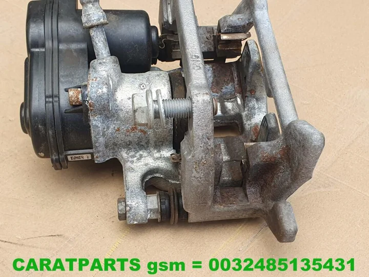 8k0615406ae-8k0615404e-audi-a4-remklauw-a5-remklauw-q5 — foto 8