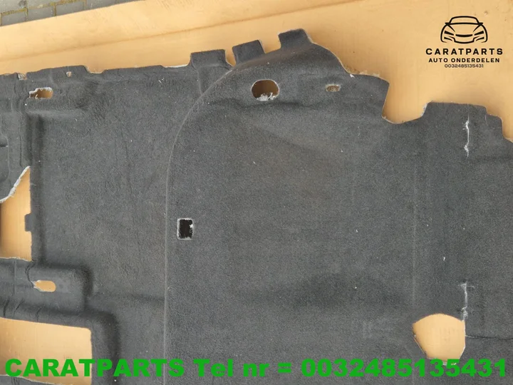 5lb863021b-audi-q4-tappijt-enyaq-vloerbedekking-q4-vloer — foto 7
