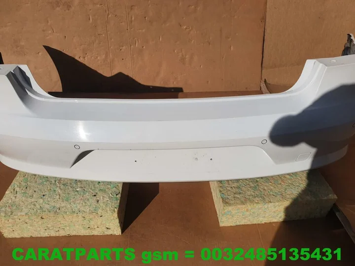 3ae807417-passat-bumper-passat-b7-sedan-achterbumper-4pdc — foto 3