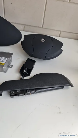 renault-twingo-ii-2-airbagset-airbag-set-stuur-dashboard-gordelspanner-2008-2012 — foto 3