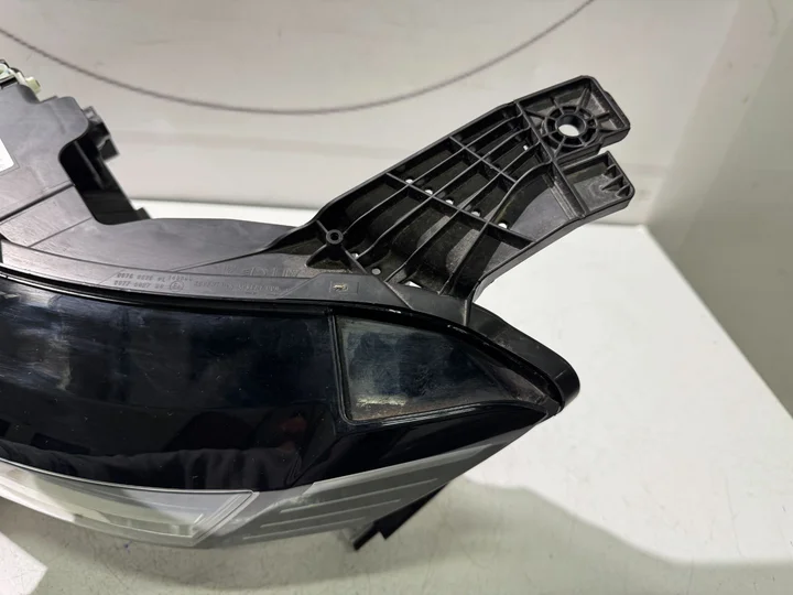 renault-megane-etech-led-koplamp-links-260602229r-2022 — foto 4
