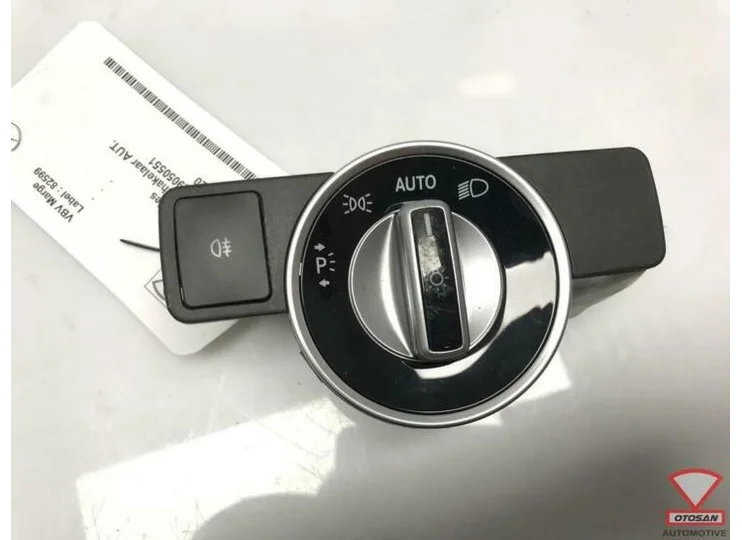 mercedes e class light switch aut. a2129050551