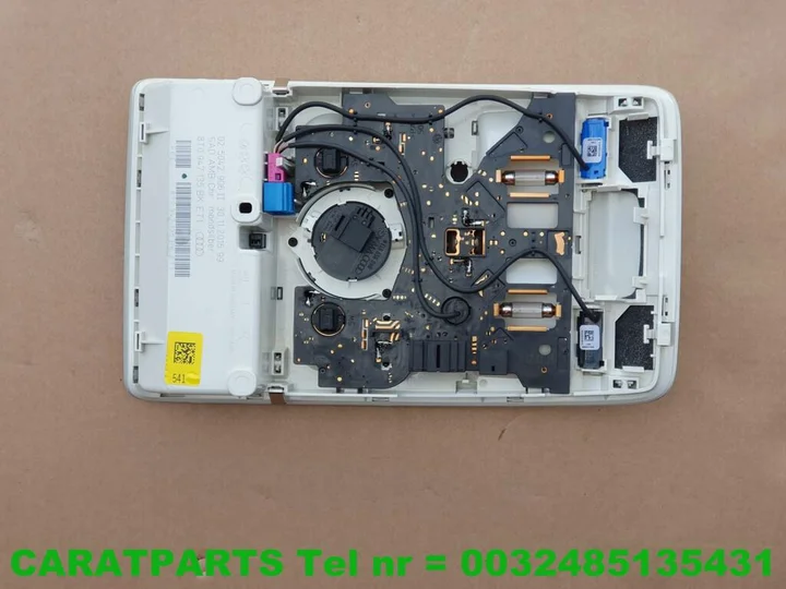 8t0947135bk-8t0947140-a4-binnenverlichting-a5-leeslamp-q5 — foto 4