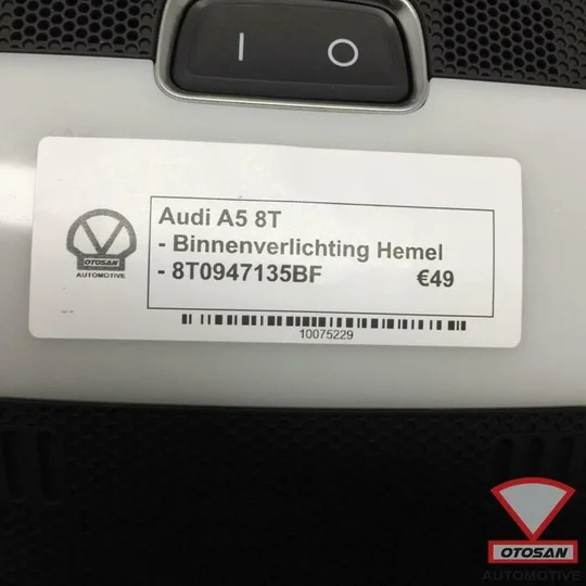 audi-a5-8t-binnenverlichting-hemel-leeslampje-8t0947135bf — foto 2